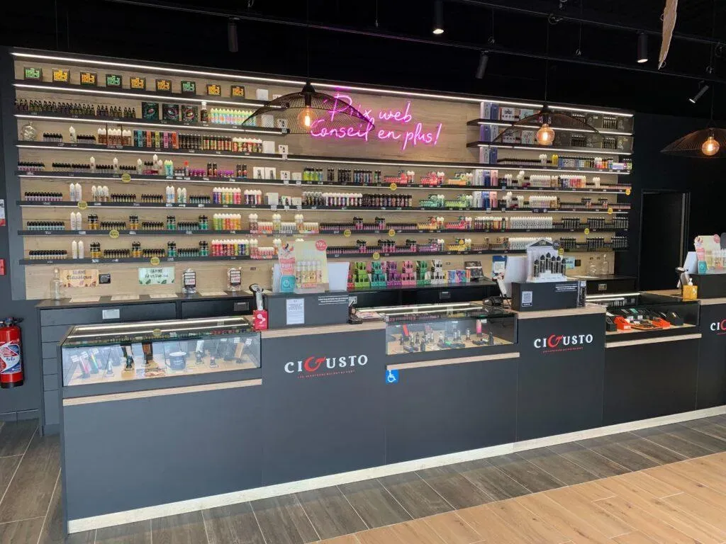 LE MERCHANDISING POUR UNE BOUTIQUE E-CIGARETTE AU TOP - Blog CLOUD VAPOR